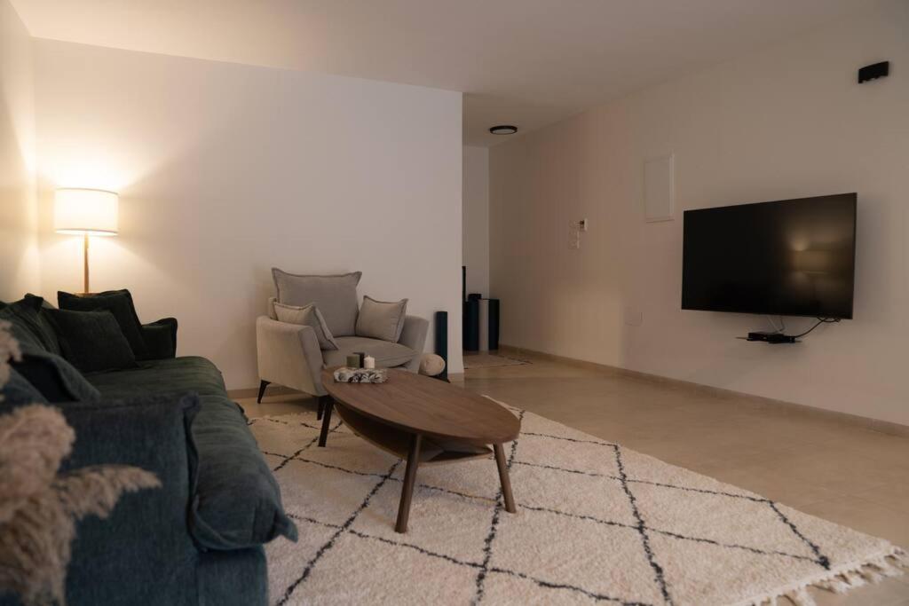 Migdalor Apartment Exterior photo